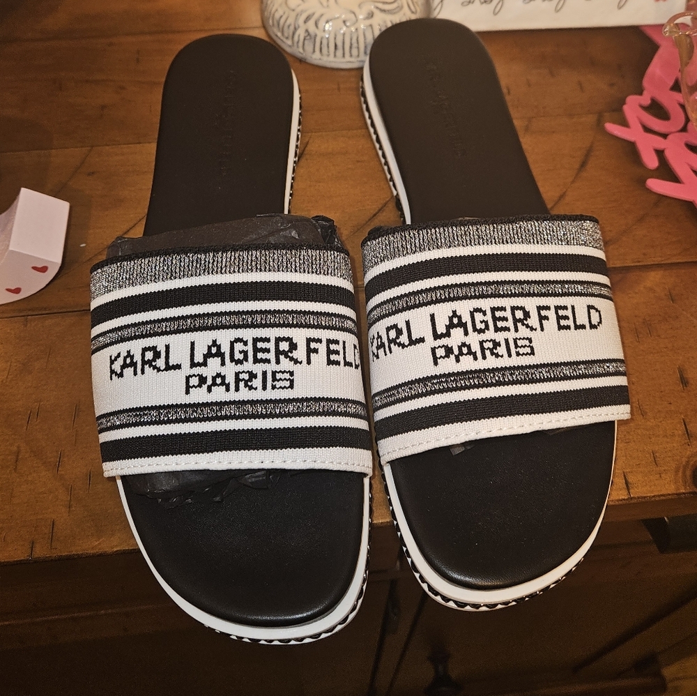 ⚜️Karl Lagerfeld Black & White Logo Slide Sandals